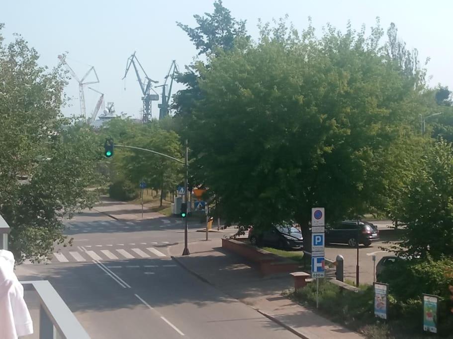 Apartament Nowa Stocznia Гданск Екстериор снимка